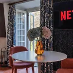 Unique Double Smart Room In 17 Century Home With Snooker, Hottub And Bbq 5* シントラ