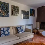 Unique Double Smart Room In 17 Century Home With Snooker, Hottub And Bbq