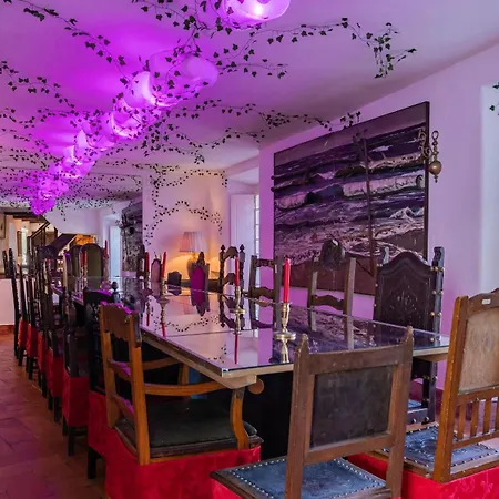 Unique Double Smart In 17 Century With Snooker, Hottub And Bbq 5*