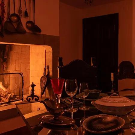 Unique Double Smart In 17 Century With Snooker, Hottub And Bbq Hotel
