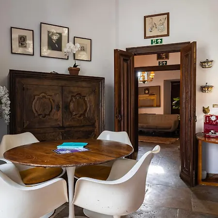 Hotel Unique Double Smart In 17 Century With Snooker, Hottub And Bbq Sintra