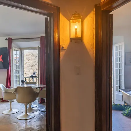 Unique Double Smart In 17 Century With Snooker, Hottub And Bbq 5*