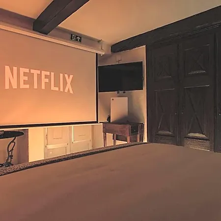 Unique Double Smart In 17 Century With Snooker, Hottub And Bbq Hotel Sintra